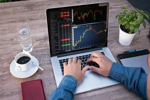 Advanced Trader Fee Tier Strategies: Maximizing Profitability in Perpetual Futures